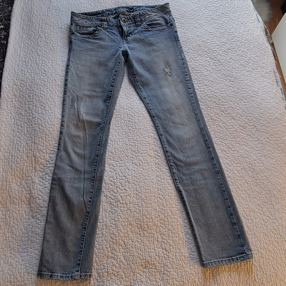 Guess jeans size 28